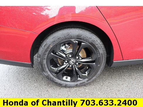 Used 2025 Honda Accord SE image 31