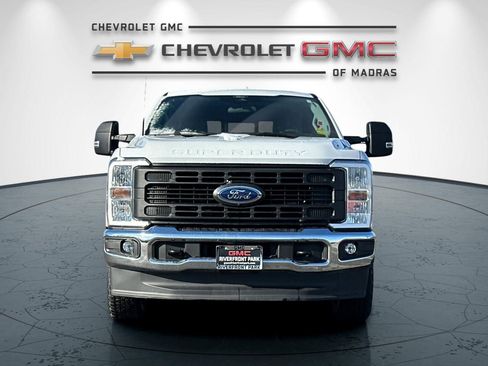 Used 2024 Ford F250 XL w/ 360-Degree Camera Package AWD/4WD image 8
