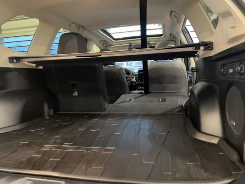 Used 2022 Subaru Forester Limited image 27