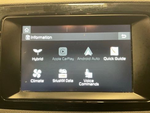 Used 2017 Kia Niro LX image 20