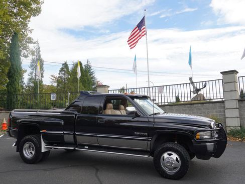 Used 1997 Dodge Ram 3500 Truck 4x4 Club Cab image 2