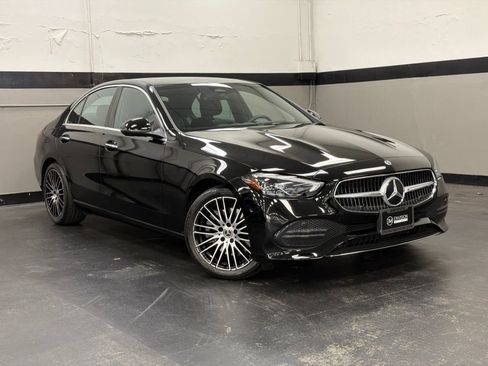 Used 2025 Mercedes-Benz C 300 Sedan image 3