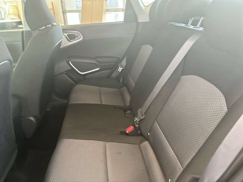 Certified 2022 Kia Soul LX FWD image 25