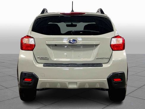Used 2017 Subaru Crosstrek 2.0i Premium image 5