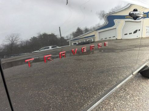 Used 2020 Chevrolet Traverse Premier w/ Redline Edition image 9