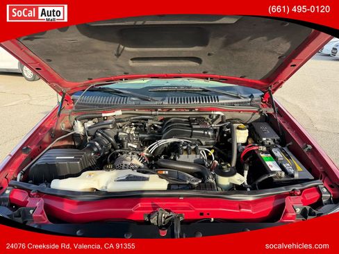 Used 2006 Ford Explorer Eddie Bauer image 22