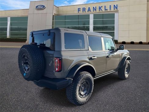New 2025 Ford Bronco Badlands w/ Sasquatch Package image 7