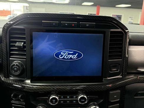 Used 2022 Ford F150 Lariat w/ Equipment Group 502A High AWD/4WD image 9