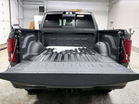 New 2026 RAM 2500 Laramie AWD/4WD image 5