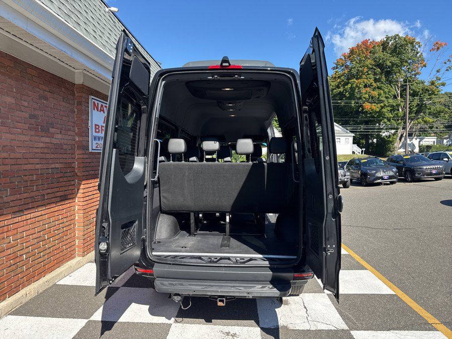 Used 2020 Mercedes-Benz Sprinter 2500 image 31