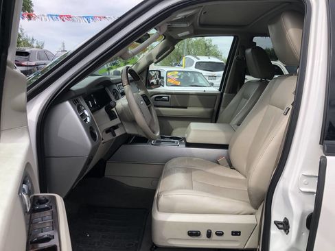 Used 2009 Ford Expedition Limited image 3