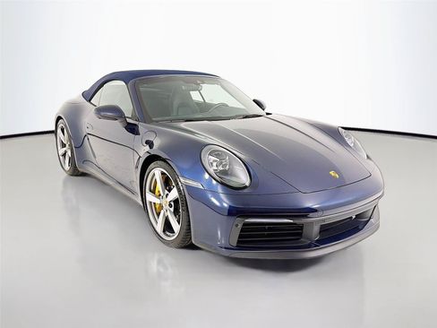 Used 2021 Porsche 911 Cabriolet image 32