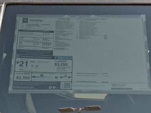 New 2026 Toyota Tacoma TRD Off-Road AWD/4WD image 3