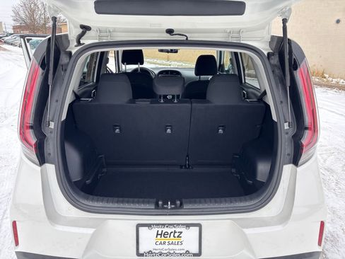 Used 2025 Hyundai Kona SEL image 31