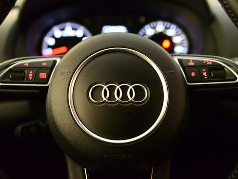 Used 2016 Audi Q3 2.0T Premium Plus image 31