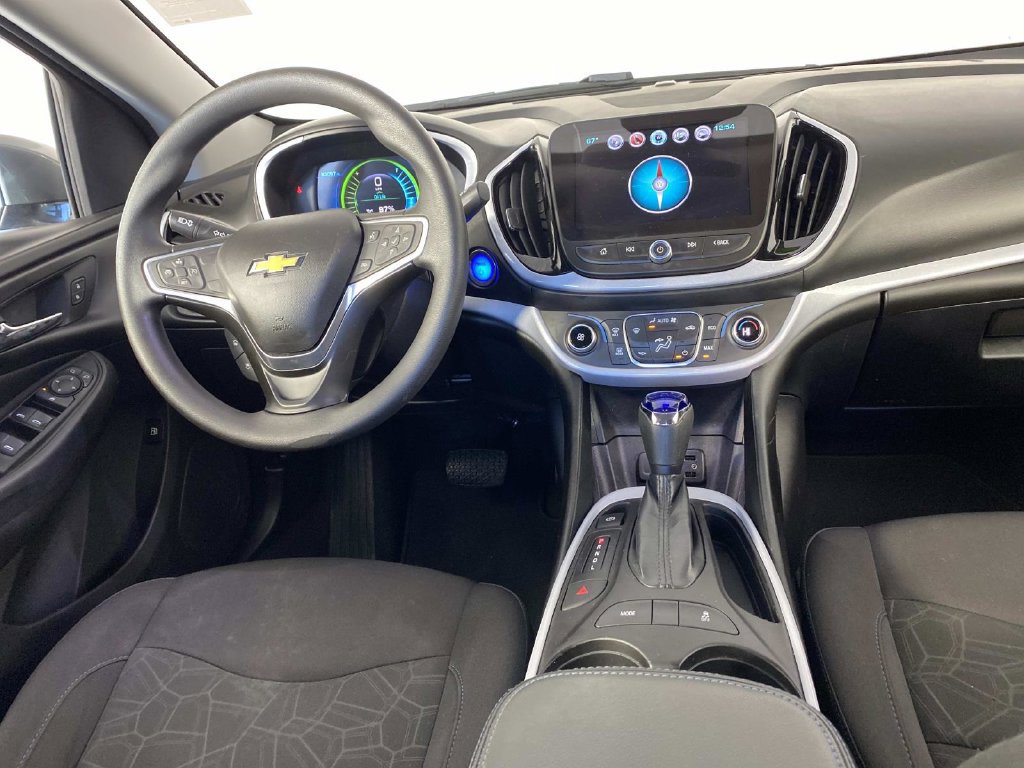 Used 2018 Chevrolet Volt LT FWD image 13