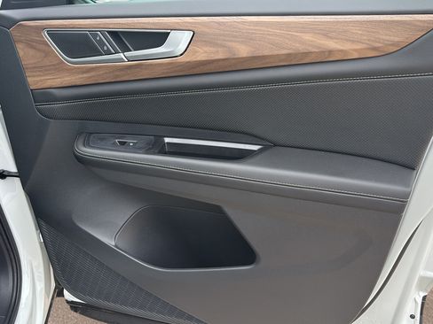 New 2026 Volkswagen Atlas SE FWD image 10