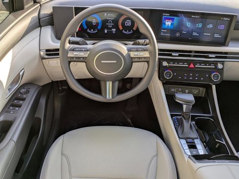 New 2026 Hyundai Tucson SEL image 17