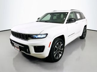 Used 2022 Jeep Grand Cherokee Overland video 3