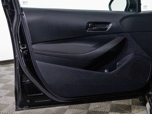 Used 2024 Toyota Corolla LE image 29