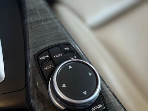 Used 2015 BMW M235i Coupe image 33