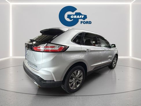 Used 2019 Ford Edge Titanium w/ Cold Weather Package AWD/4WD image 8