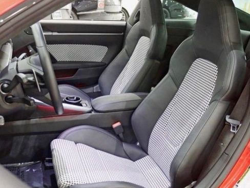 Used 2023 Porsche 911 Turbo S AWD/4WD image 2