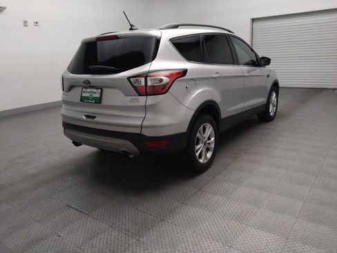 Used 2018 Ford Escape SEL image 9