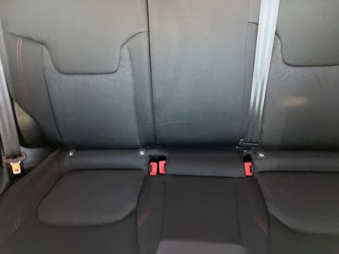 Used 2020 Jeep Renegade Trailhawk w/ Cold Weather Group image 21