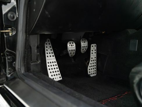 Used 1996 Porsche 911 Turbo RWD image 19