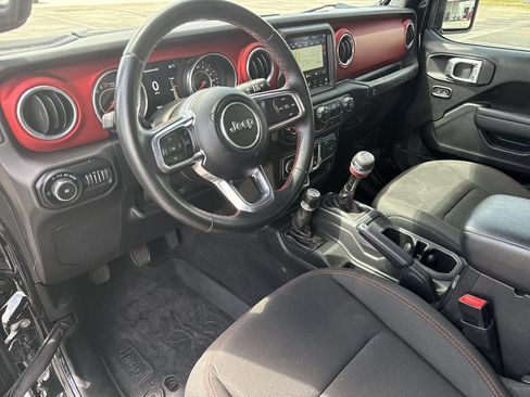 Used 2020 Jeep Wrangler Rubicon AWD/4WD image 25