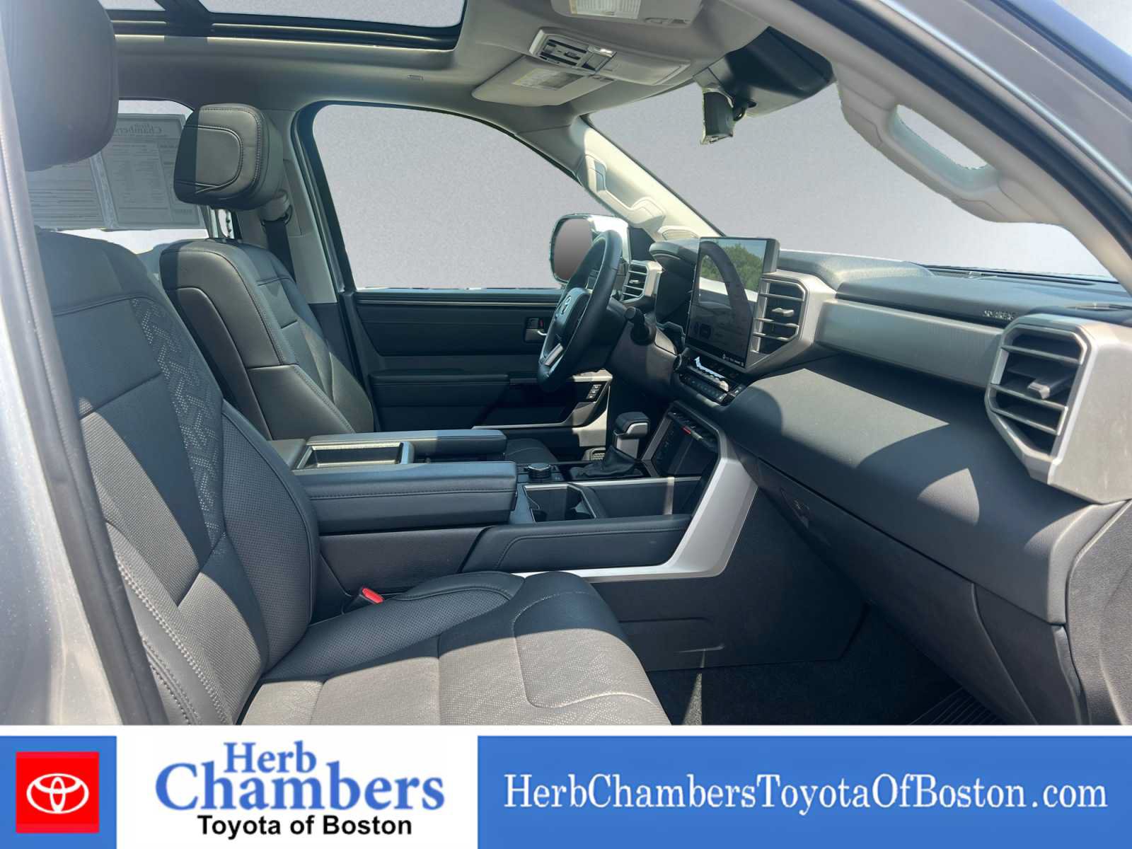 Used 2024 Toyota Tundra Limited AWD/4WD image 20