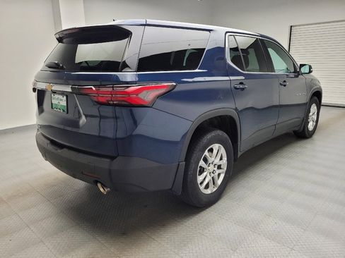 Used 2023 Chevrolet Traverse LS w/ Safety Package AWD/4WD image 9