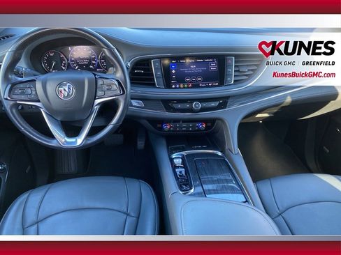 Used 2024 Buick Enclave Premium image 29