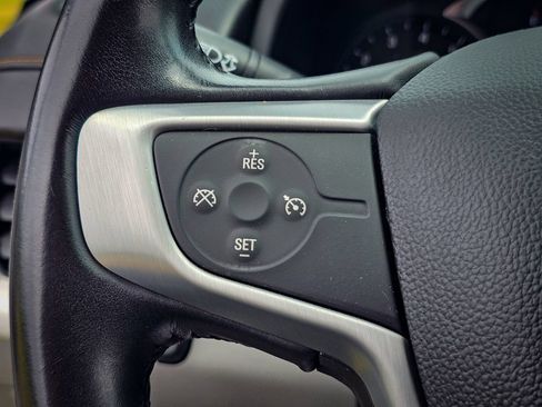 Used 2018 GMC Terrain SLT AWD/4WD image 18