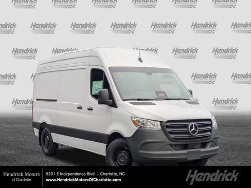 New 2025 Mercedes-Benz Sprinter 2500 image 1