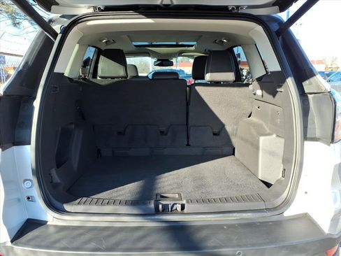 Certified 2018 Ford Escape SEL w/ Ford Safe & Smart Package image 10