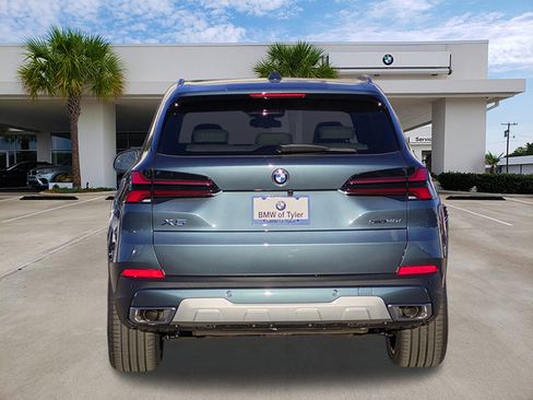 New 2026 BMW X5 sDrive40i w/ Climate Comfort Package image 5