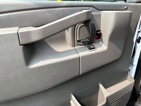 New 2025 Chevrolet Express 3500 w/ Power Convenience Package image 11
