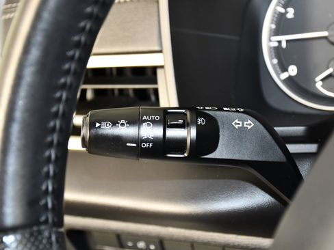 Used 2022 Mitsubishi Outlander SE AWD/4WD image 22