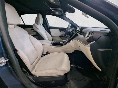 New 2025 Mercedes-Benz C 300 4MATIC Sedan image 16