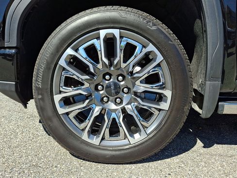Used 2026 GMC Sierra 1500 Denali Ultimate AWD/4WD image 7