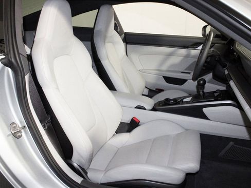 Certified 2022 Porsche 911 Carrera S image 35