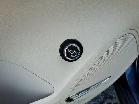 Used 2023 Buick Envision Avenir FWD image 18