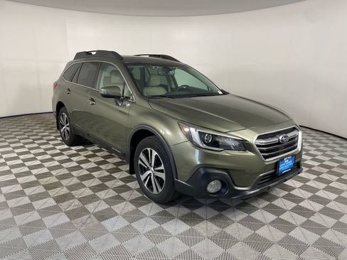 Used 2019 Subaru Outback 3.6R Limited AWD/4WD image 18