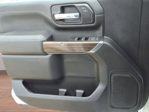 Used 2023 Chevrolet Silverado 2500 LT image 22