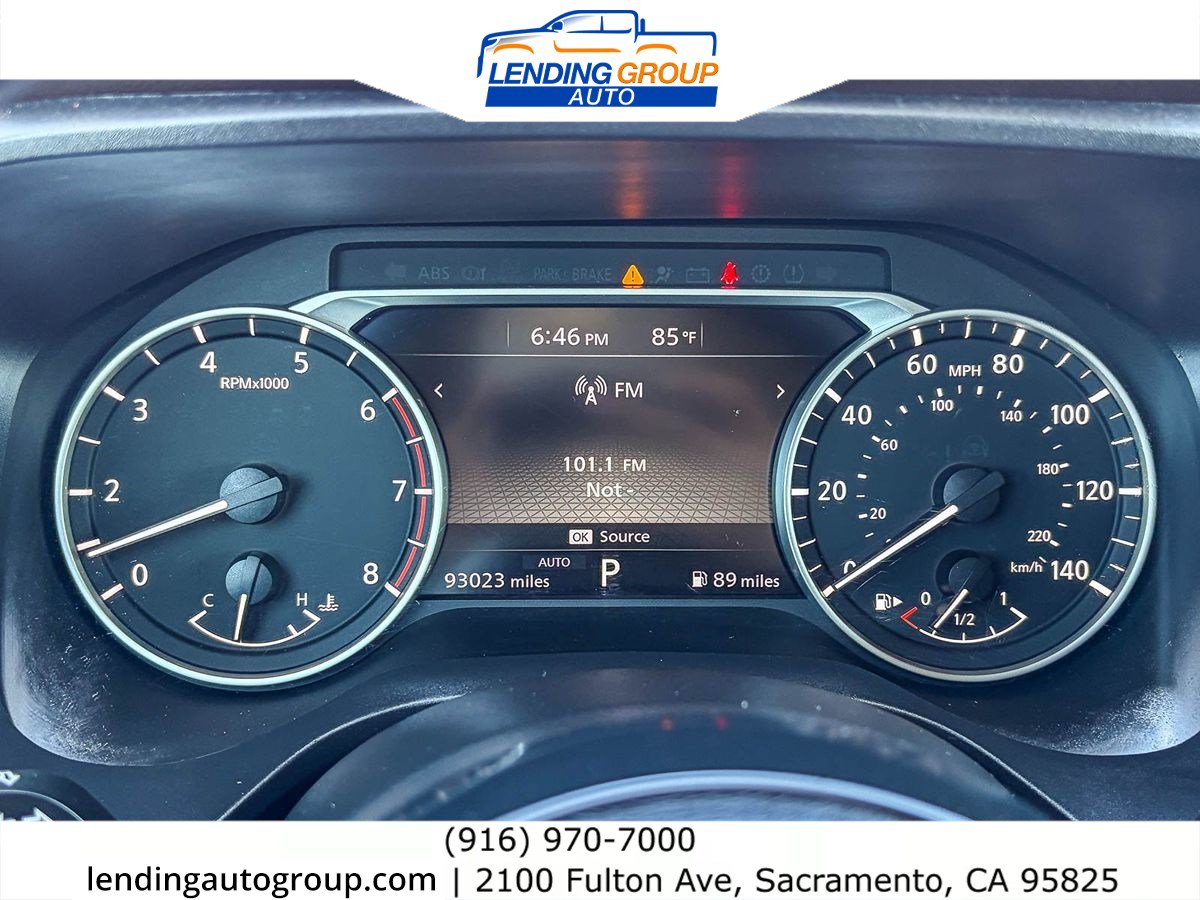 Used 2023 Nissan Rogue S AWD/4WD image 22