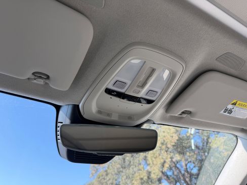 New 2026 Volvo XC40 B5 Ultra w/ Protection Package Premier image 16