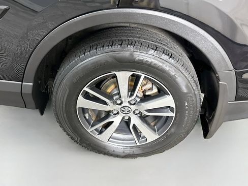 Used 2016 Toyota RAV4 XLE w/ Protection Package AWD/4WD image 33