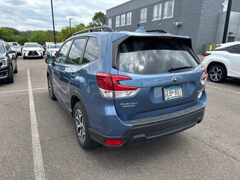 Used 2021 Subaru Forester Premium AWD/4WD image 35